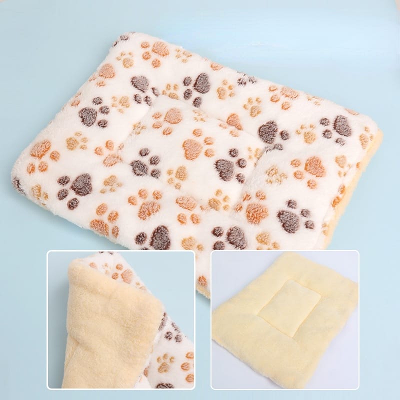 Premium Pet Cat & Puppy Comfortable Plush Blanket Winter Bed For Pet